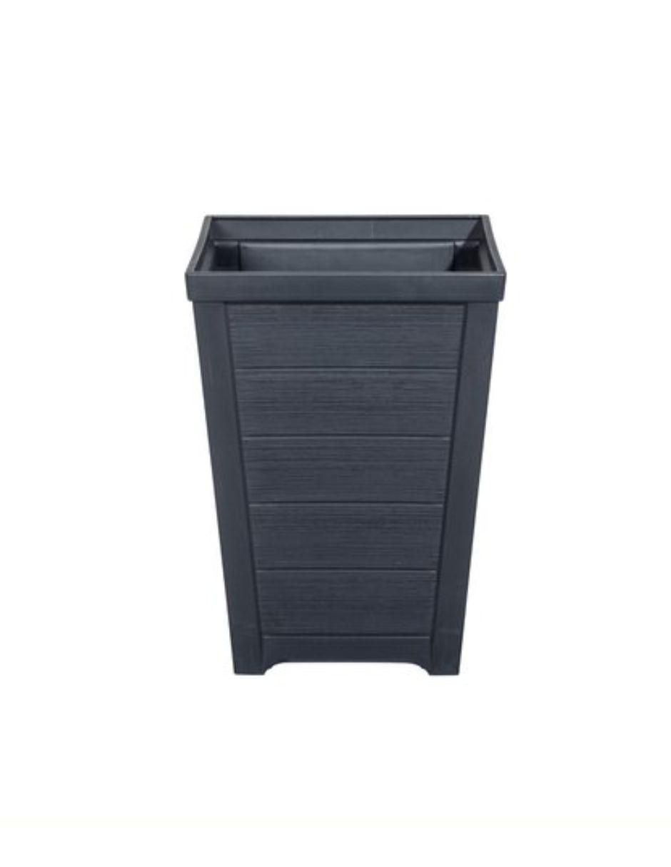 Jardinera piso Square con sistema automático de riego