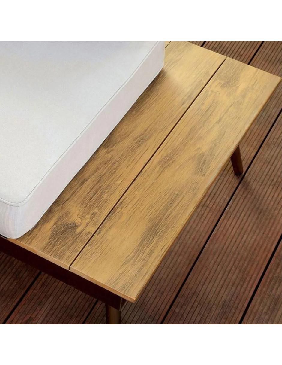 Love seat Exterior