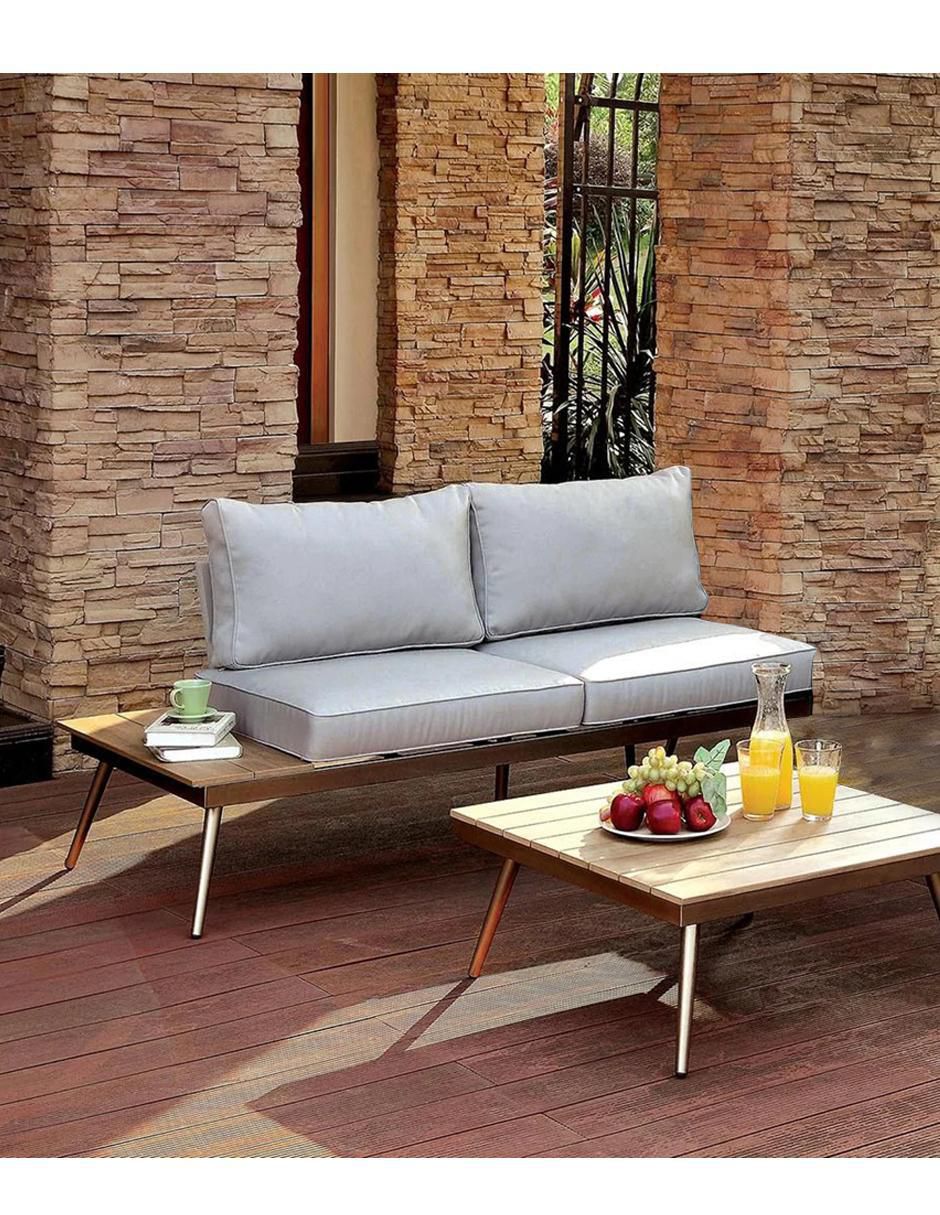 Love seat Exterior